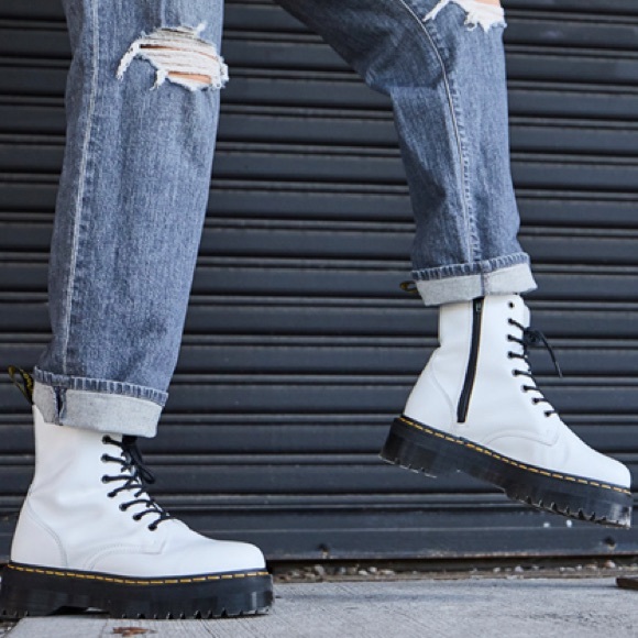 NWOT- Unisex Dr. Martens Jadon Boot - White - Women's 9, Men's 8 -$4.99 Shipping - Picture 5 of 13